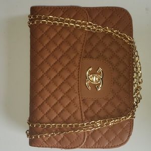 Women's Shoulder Bag with chain strap